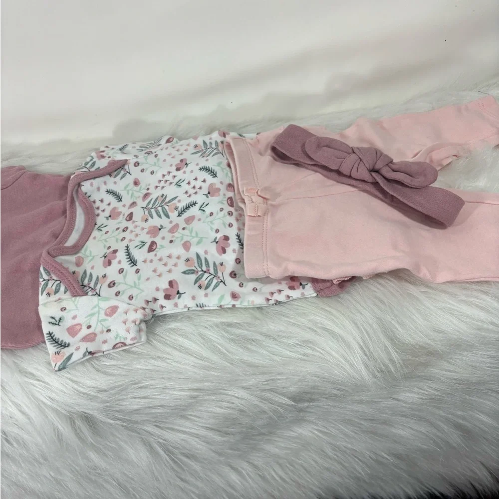 Baby Gap Kyle & Deena Onesies and Pants with Headband 0-3 Month